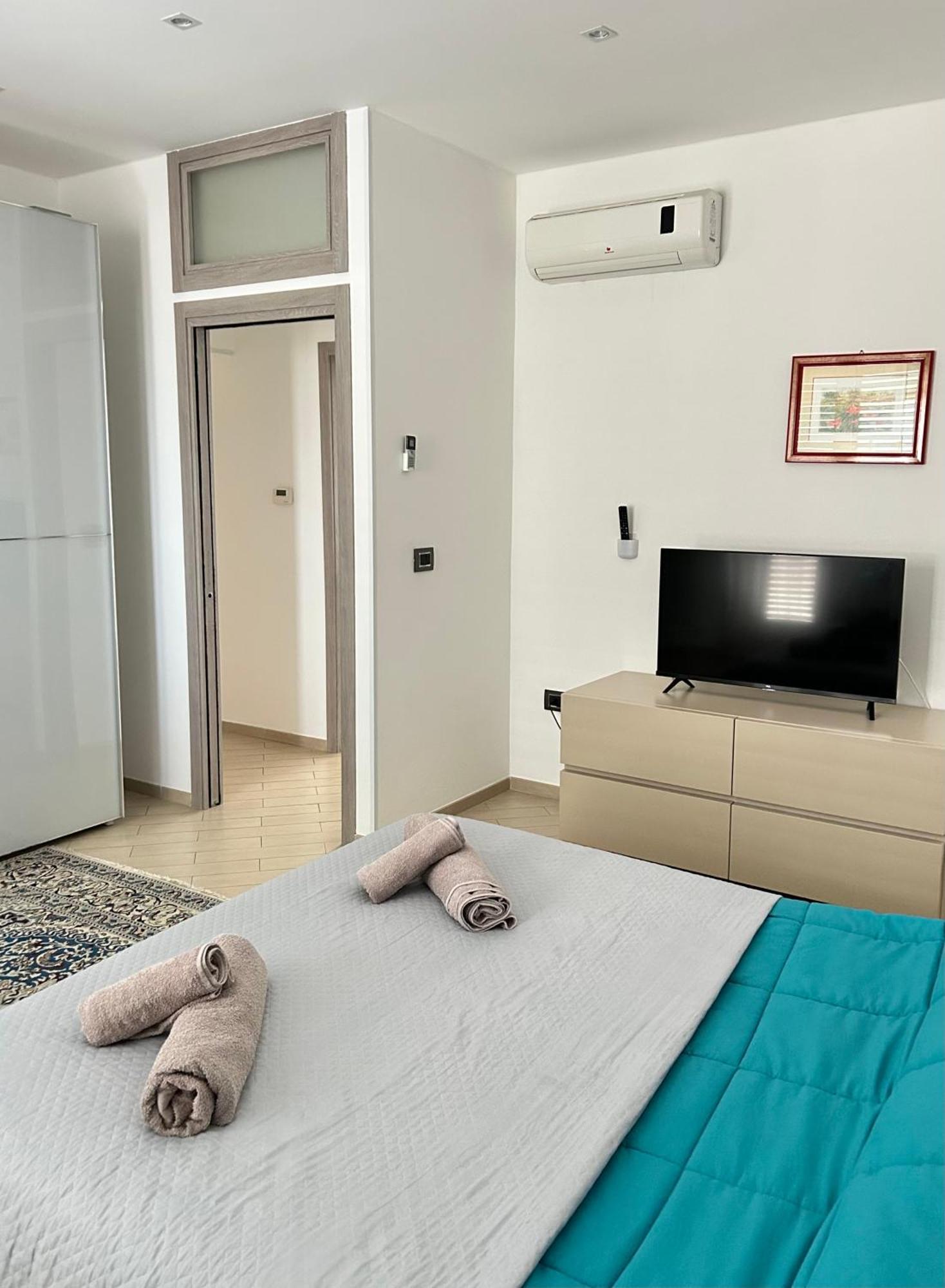 Refresh House Appartement Brindisi Buitenkant foto