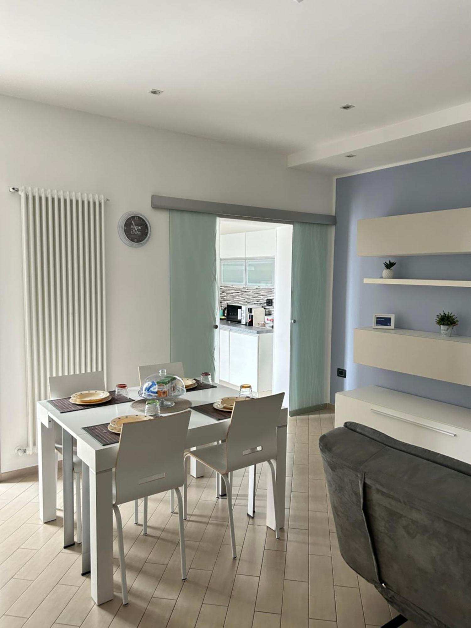 Refresh House Appartement Brindisi Buitenkant foto